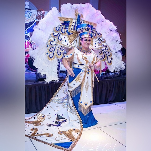 HAPPY MARDI GRAS! ๐ญ๐๐๐ ๐ญ ๐ฟ - Picture 2 of 16